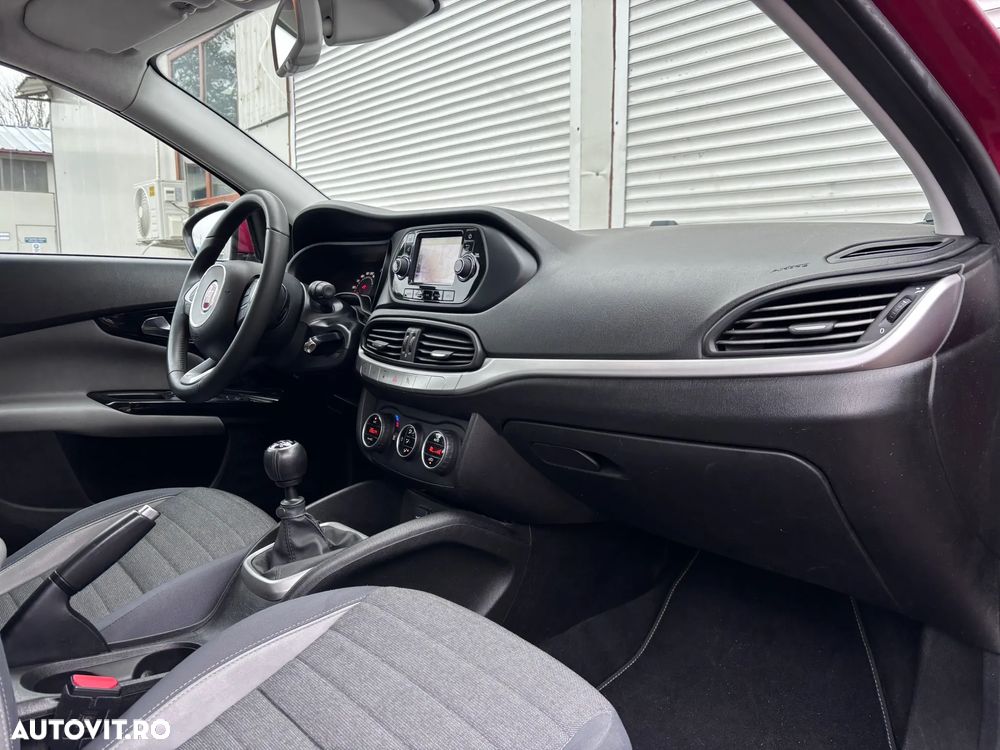 Fiat Tipo 1.4 16V Easy - 27