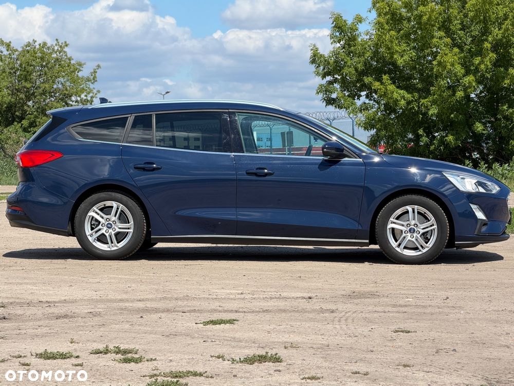 Ford Focus 1.0 EcoBoost Titanium - 6
