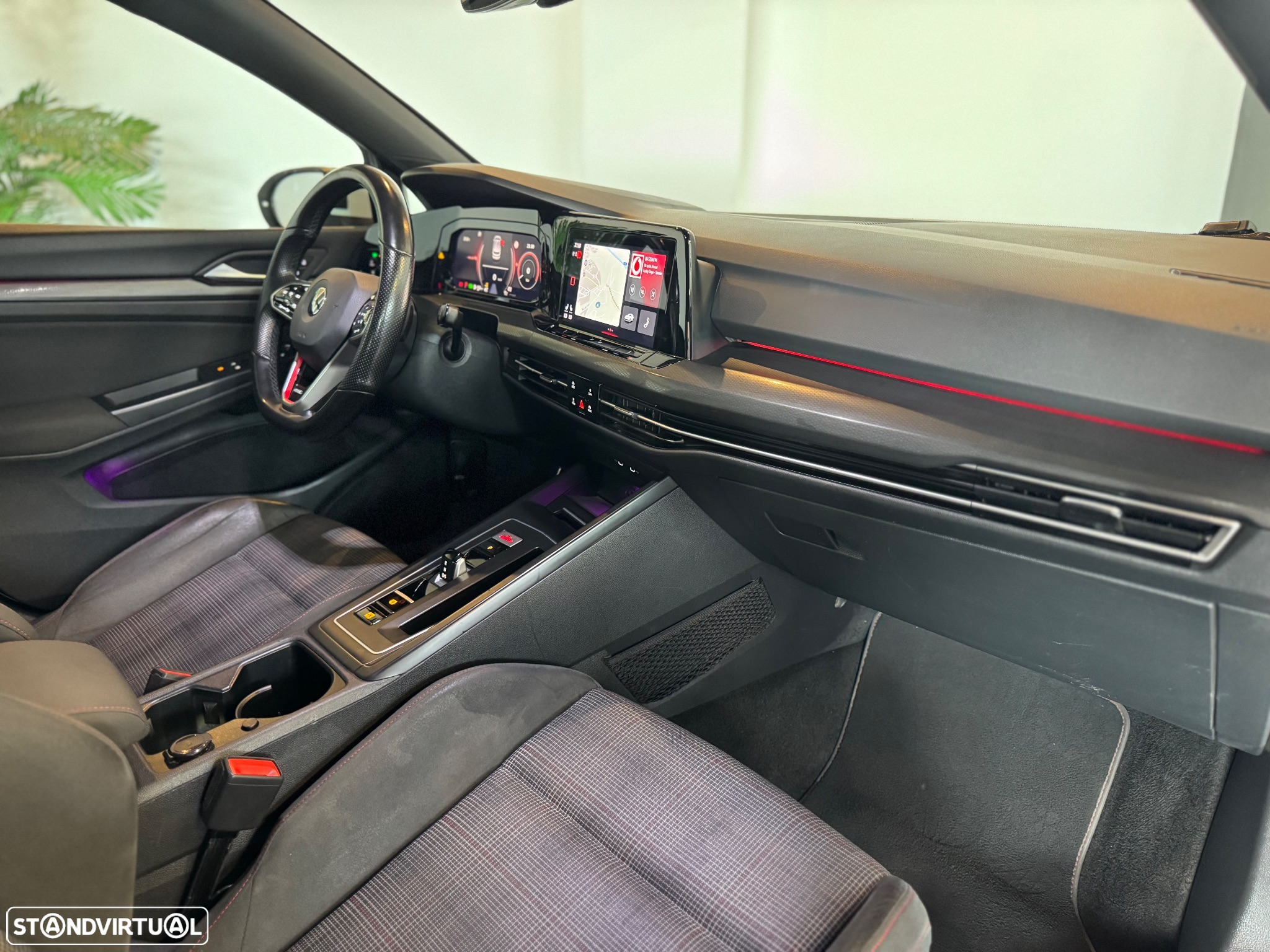 VW Golf 2.0 TSI GTI DSG Performance - 40
