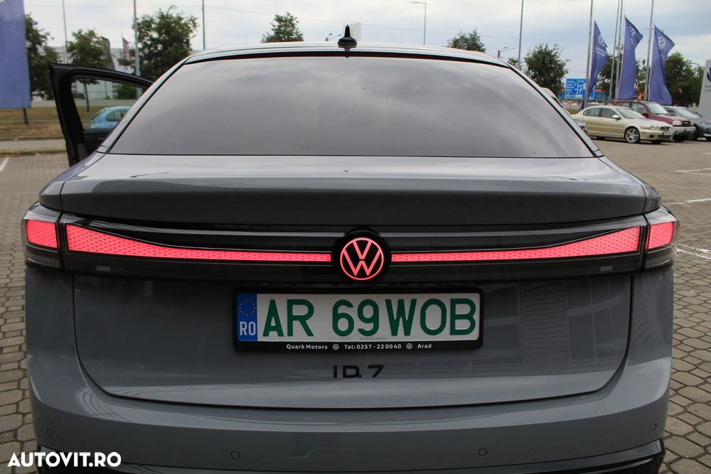 Volkswagen ID.7 86 kWh Pro S - 37