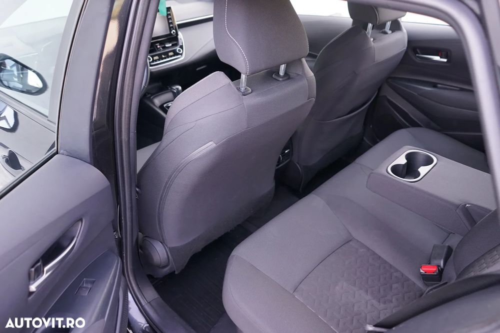 Toyota Corolla 2.0 HSD Exclusive - 27