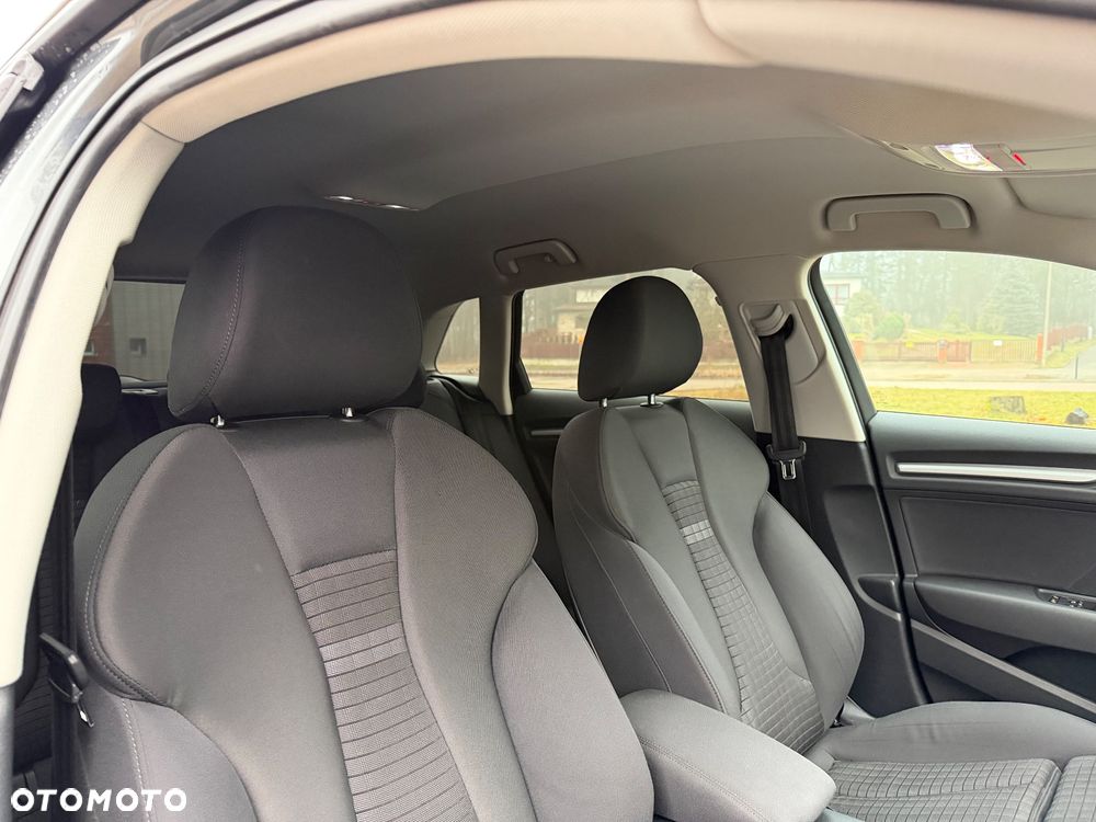 Audi A3 Sportback 1.4 TFSI Ambiente S tronic - 24