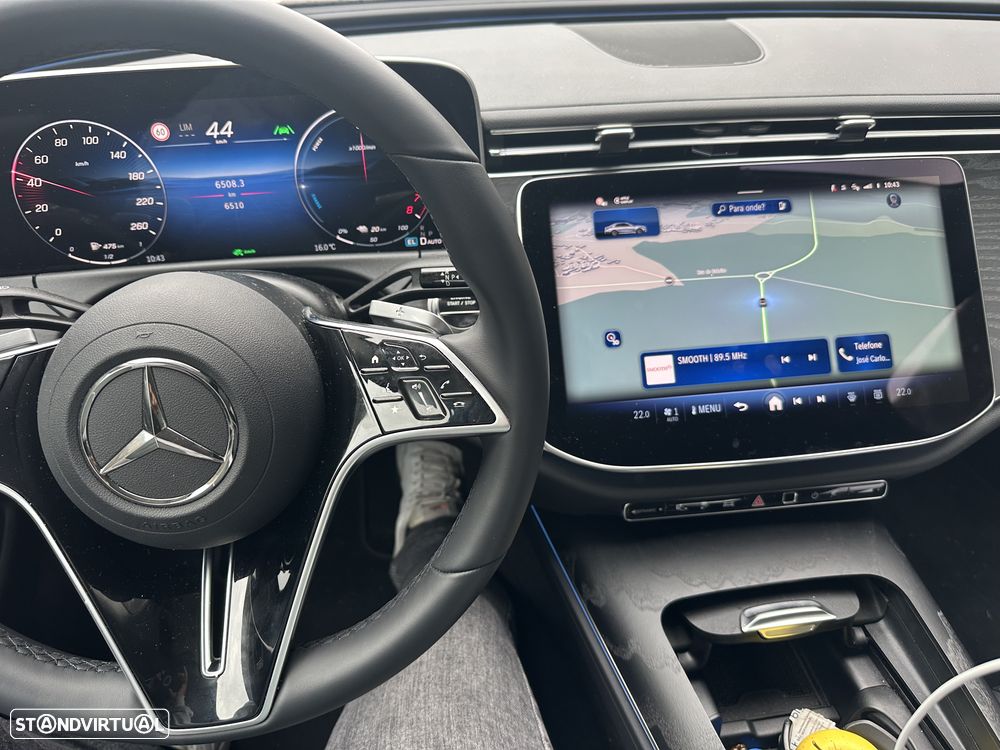 Mercedes-Benz E 300 e - 1