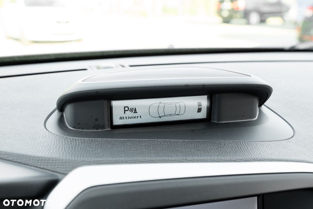 Volvo XC 60 2.0T Powershift RDesign - 33
