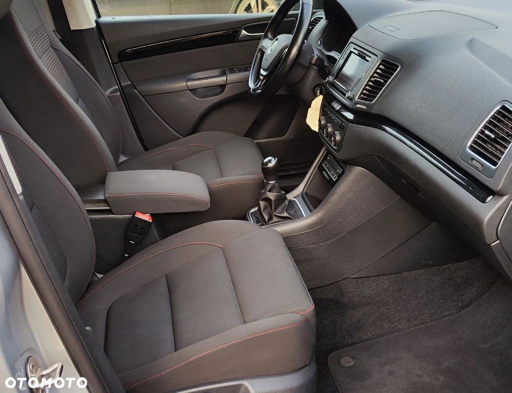 Volkswagen Sharan 2.0 TDI (BlueMotion Technology) Sound - 20