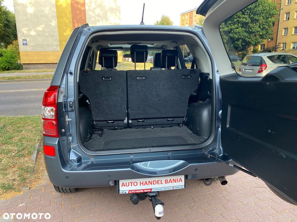 Suzuki Grand Vitara 2.0 Comfort Limited - 17
