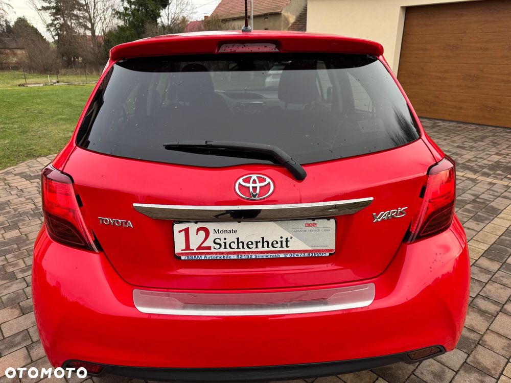 Toyota Yaris - 11