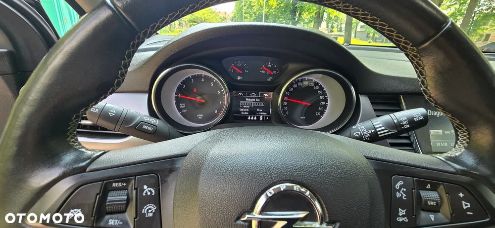 Opel Astra 1.4 T Enjoy S&S - 4