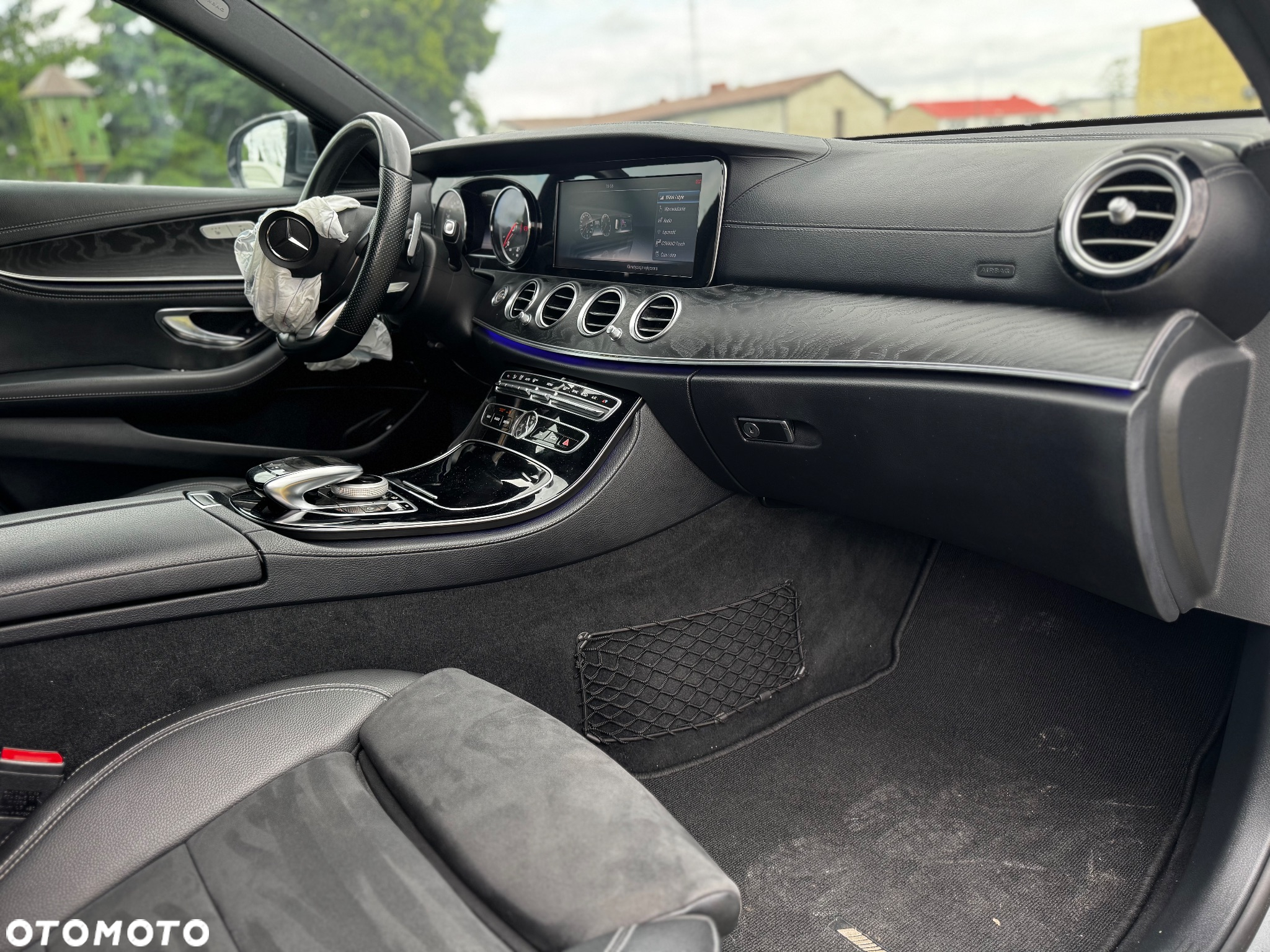 Mercedes-Benz Klasa E 350 d T 9G-TRONIC AMG Line - 20