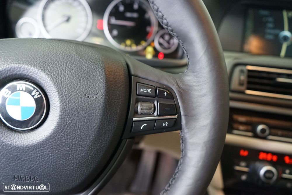 BMW 520 d Line Luxury - 25