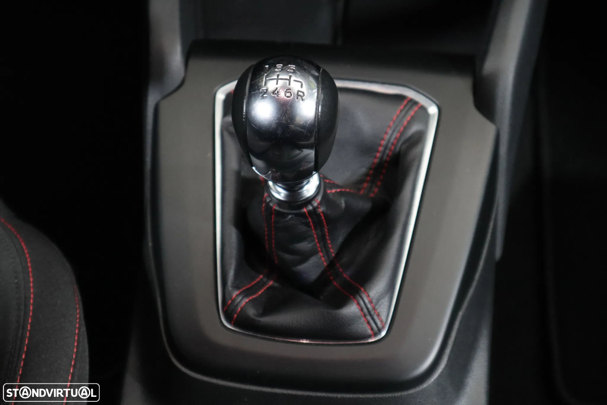 Ford Focus SW 1.0 EcoBoost MHEV ST-Line - 13