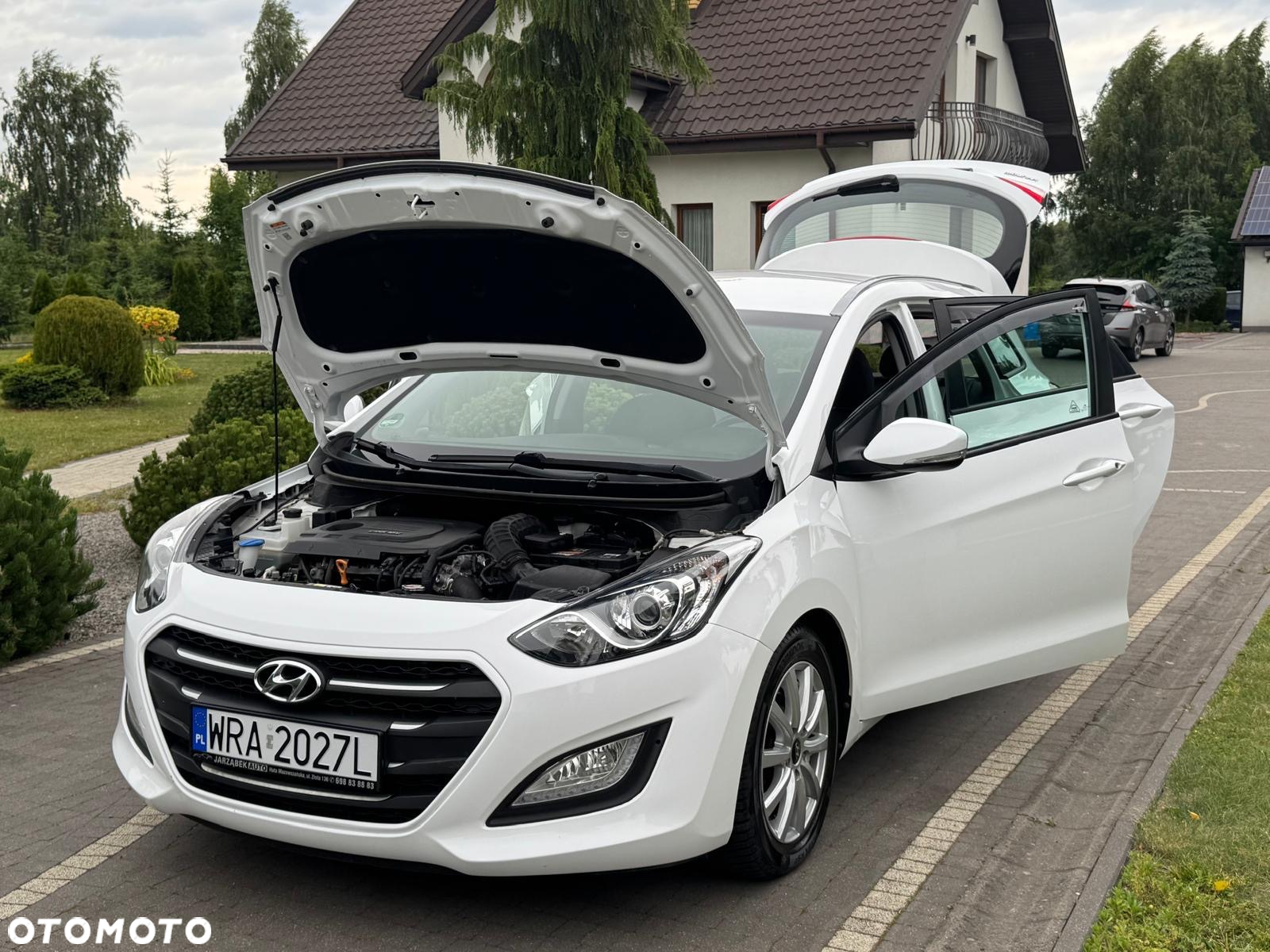 Hyundai i30 1.6 CRDI Automatik Style - 32