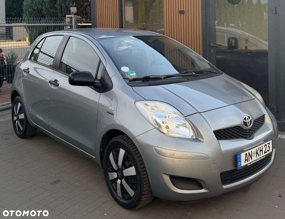 Toyota Yaris 1.0 VVT-i Cool Edition - 2