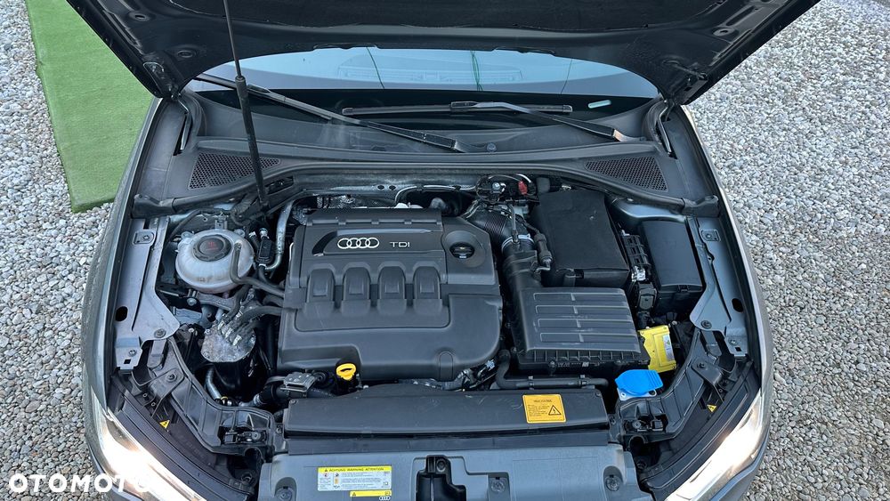 Audi A3 Sportback 2.0 TDI (clean diesel) quattro S tronic S line Sportpaket - 26