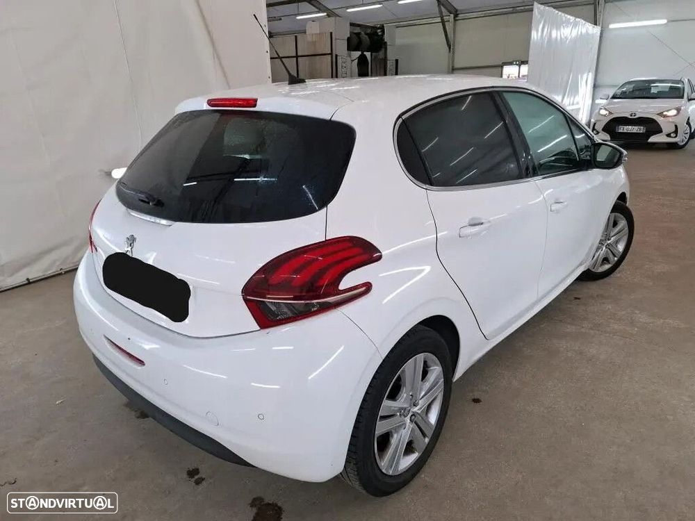 Peugeot 208 1.2 PureTech Allure - 3
