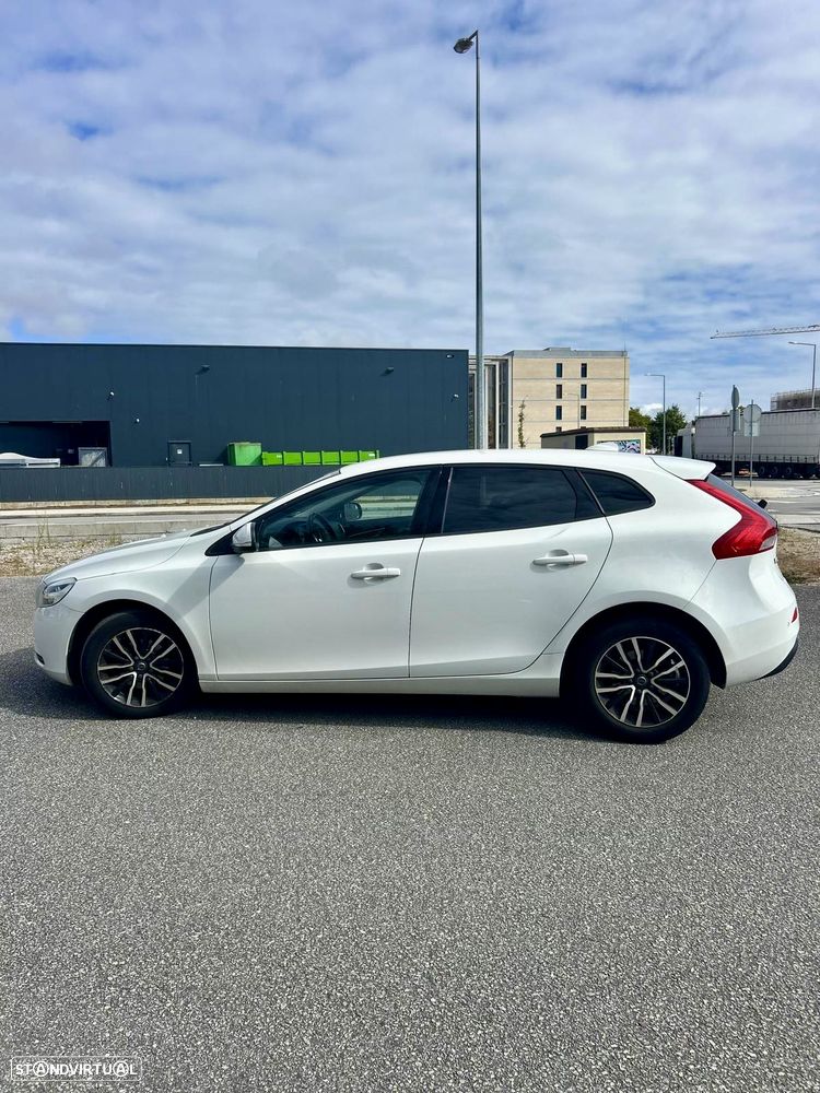 Volvo V40 2.0 D2 Momentum - 7