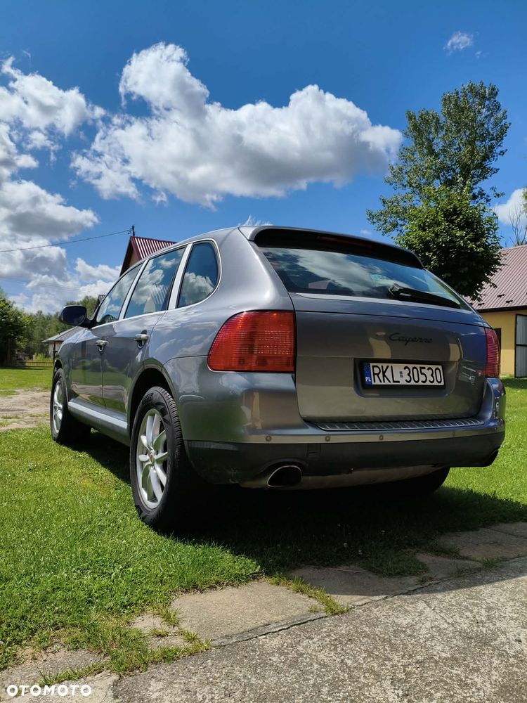 Porsche Cayenne - 6