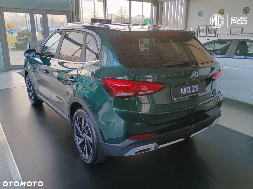 MG ZS - 4