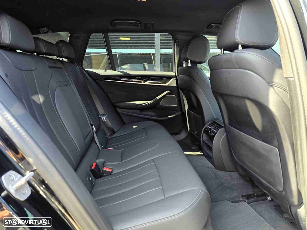BMW 530 e - 15