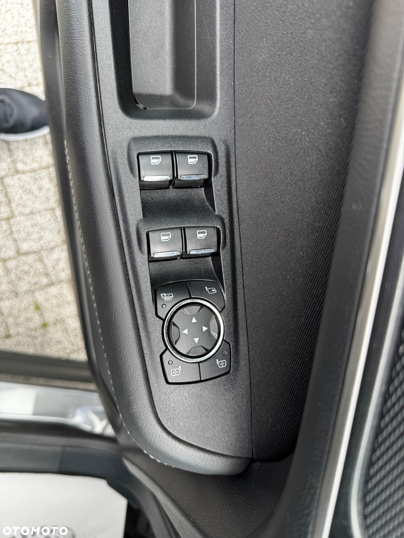Ford S-Max - 35