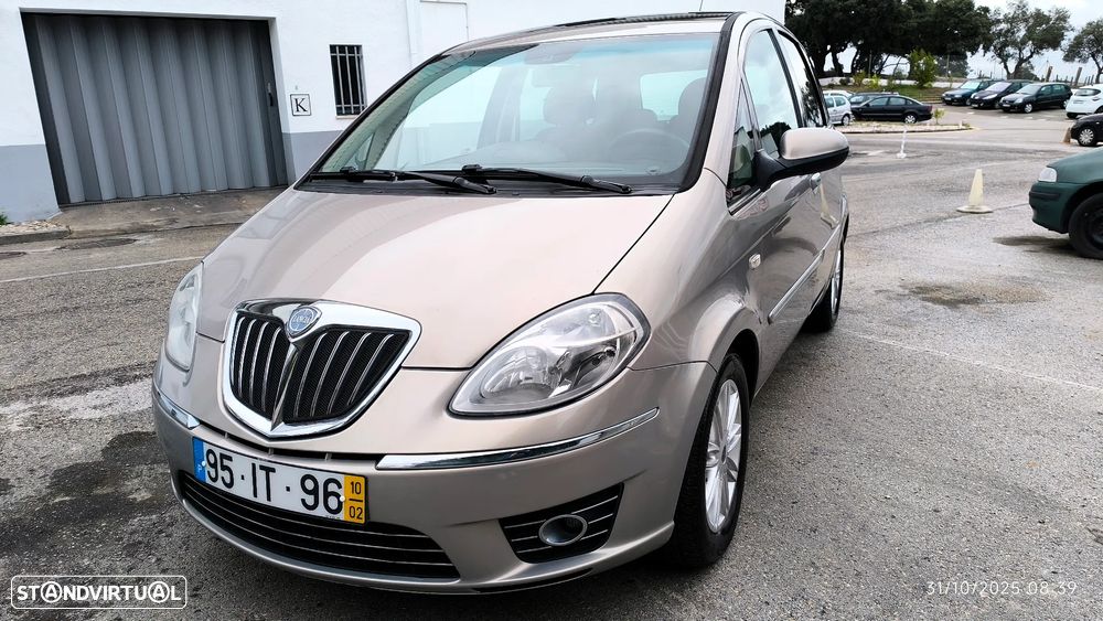 Lancia Musa 1.3 16V M-jet Oro - 1