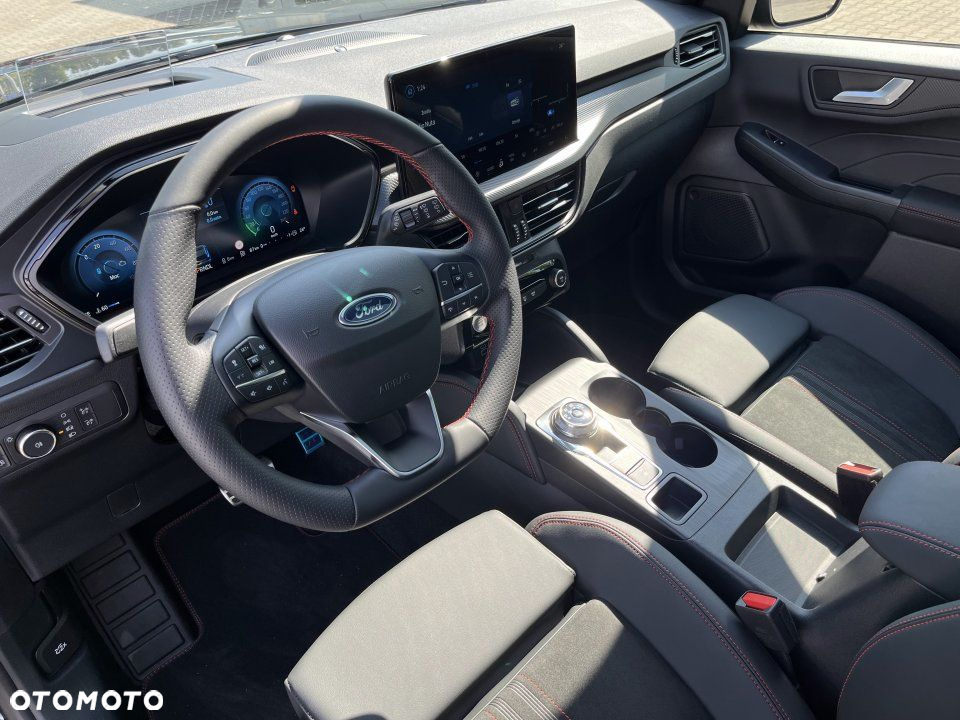 Ford Kuga - 14