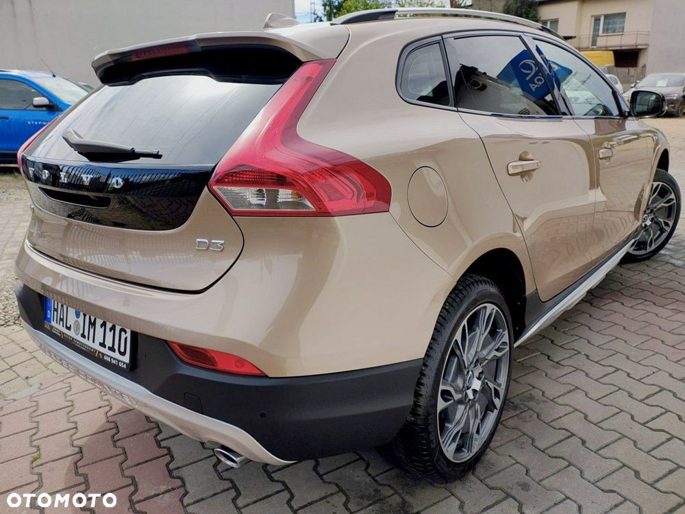 Volvo V40 Cross Country D3 Geartronic Summum - 4