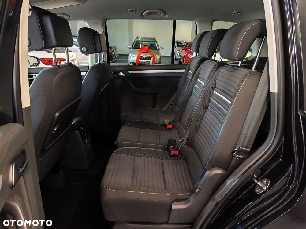 Volkswagen Touran 1.6 TDI DPF BlueMotion Technology Highline - 8