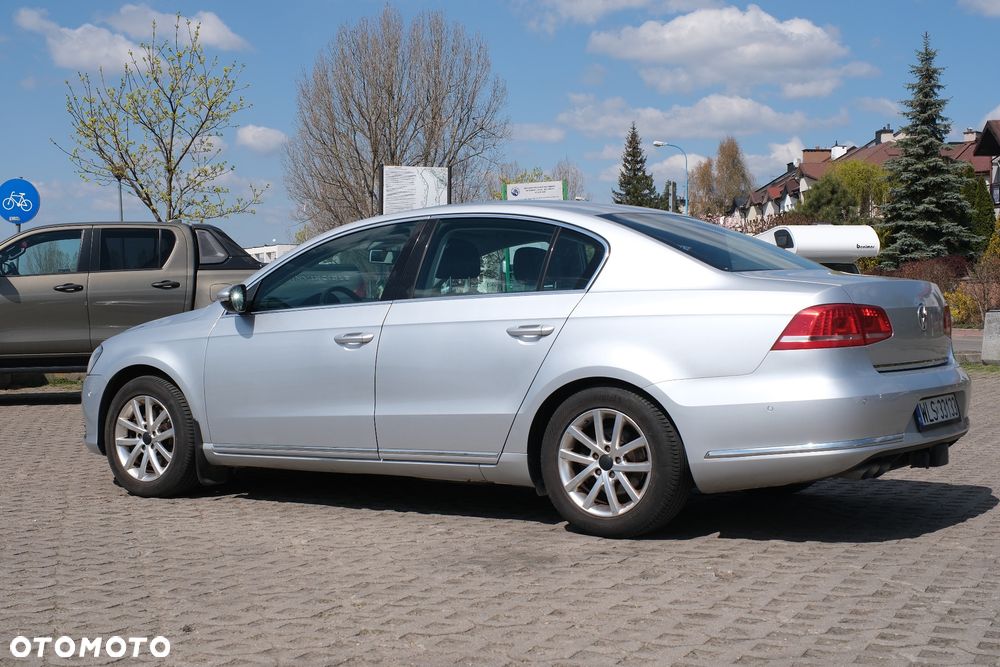 Volkswagen Passat 2.0 Blue TDI DSG SCR Exclusive - 9
