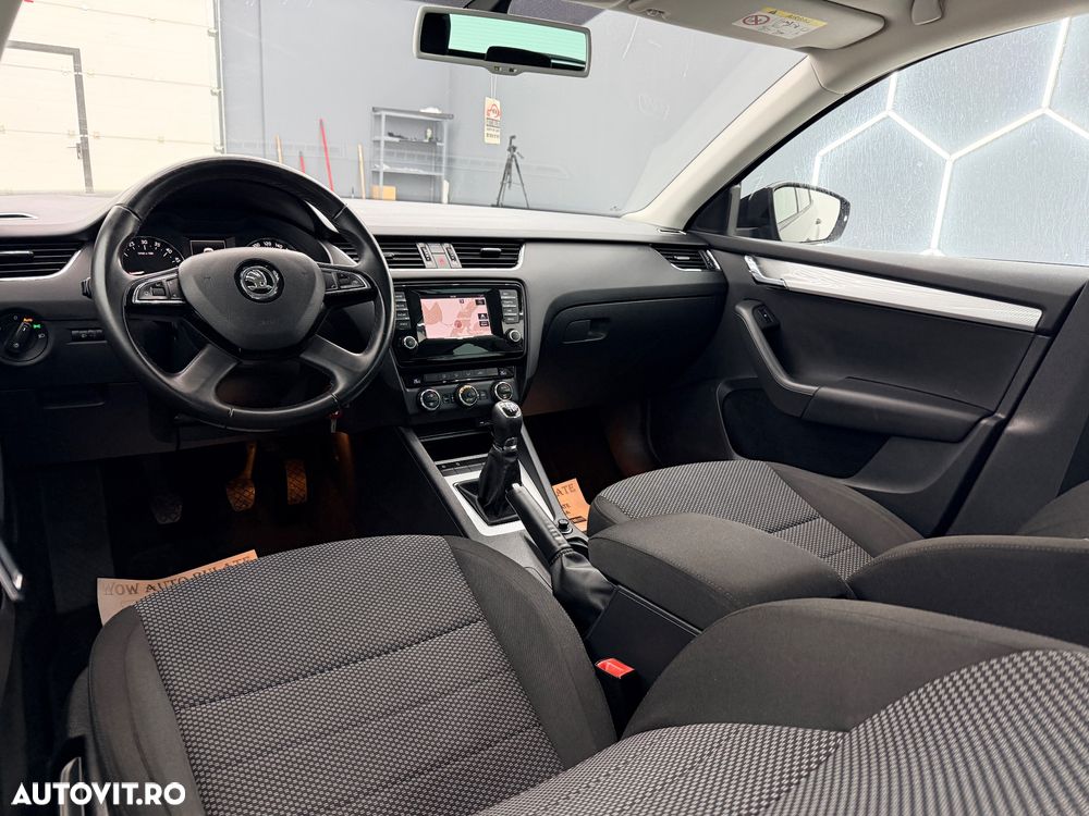 Skoda Octavia Combi 1.6 TDI Green tec Edition - 17