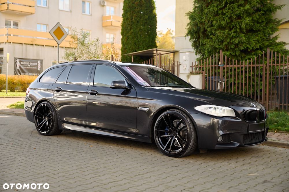 BMW Seria 5 520d Touring - 15