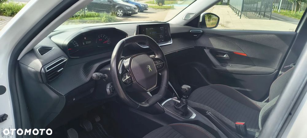Peugeot 2008 1.2 PureTech Active Pack S&S - 8