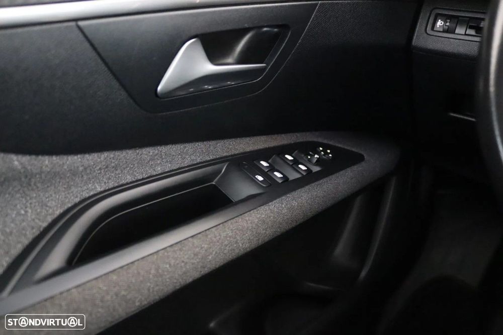 Peugeot 3008 PureTech 130 Stop & Start GPF EAT8 Active - 14