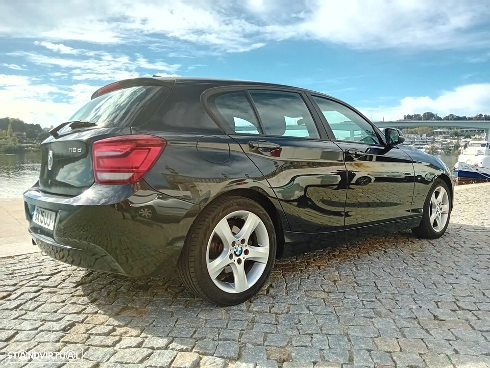 BMW 116 d Line Urban - 20