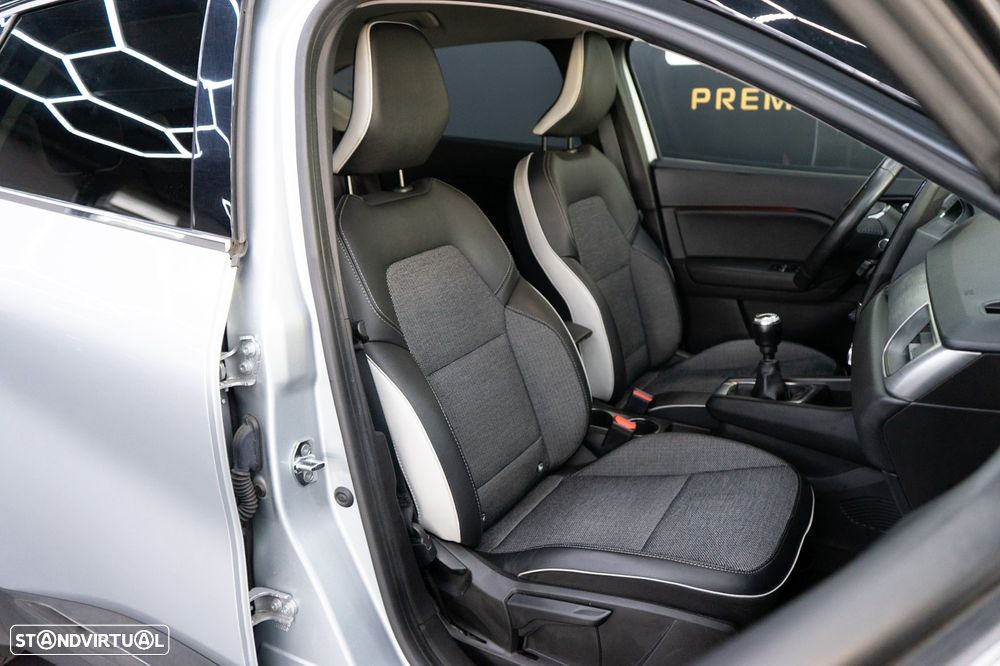 Renault Captur 1.0 TCe Techno Bi-Fuel - 6