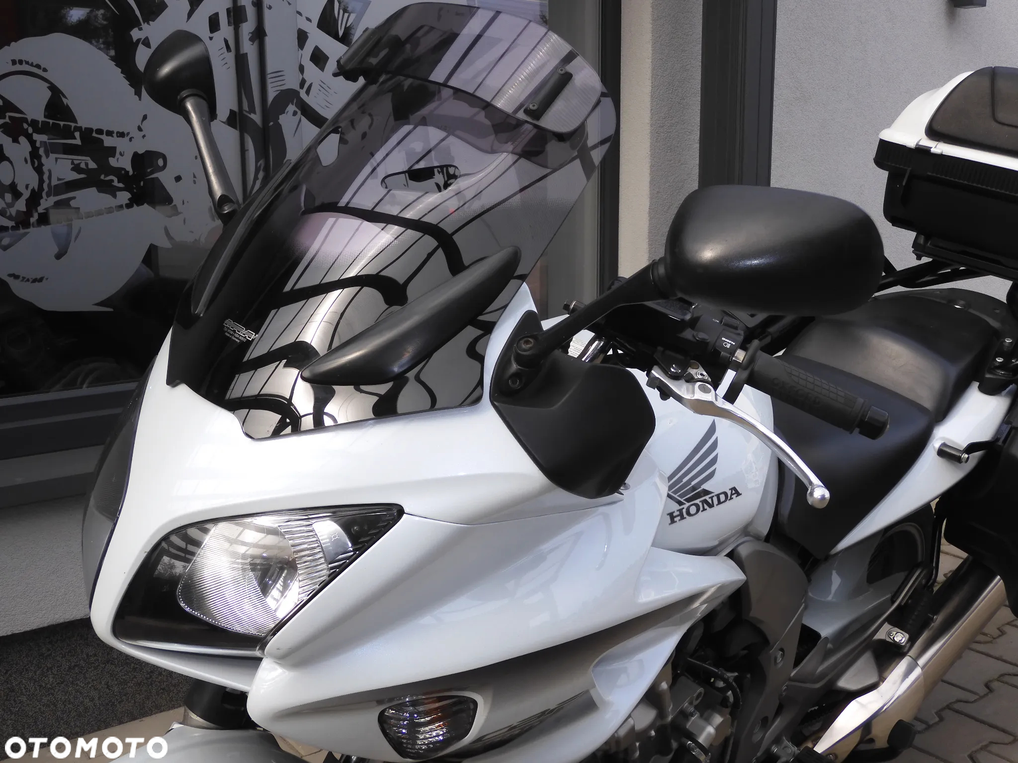 Honda CBF - 33