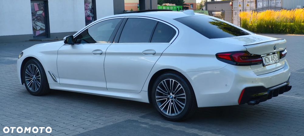 BMW Seria 5 530i Sport Line - 3