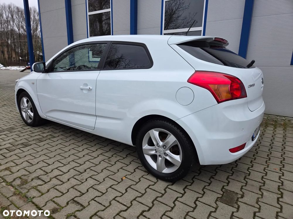 Kia ProCeed 1.4 CVVT Dream-Team Edition - 6