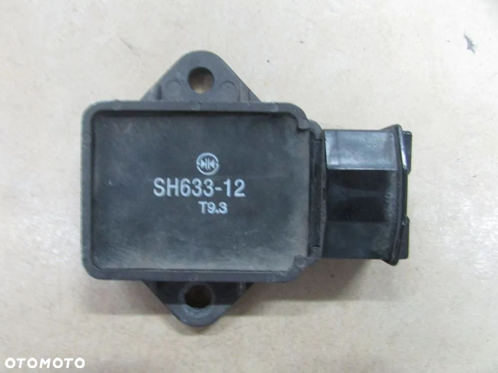 Honda XL 1000 SD01 Varadero regulator napięcia - 1