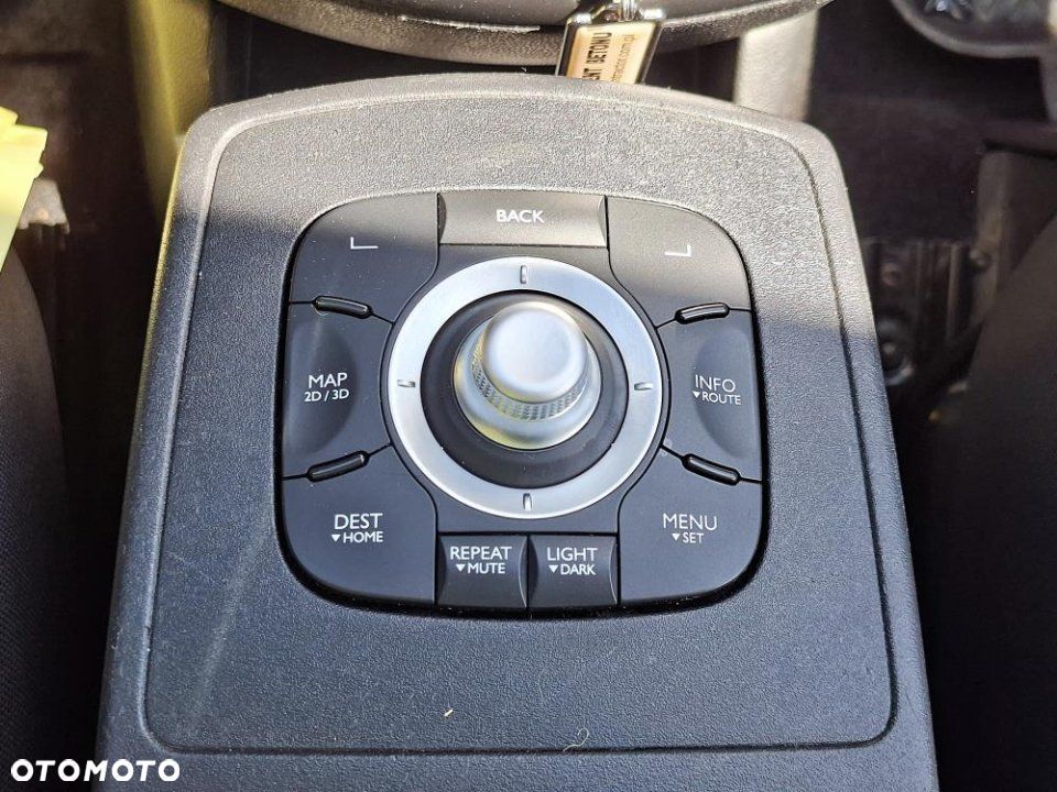 Renault Scenic - 31
