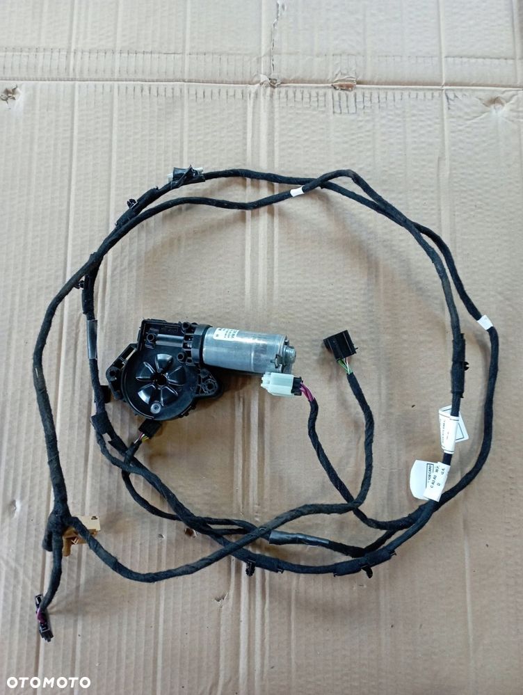 SKODA KAROQ SILNICZEK SZYBERDACHU WIĄZKA 3G9971648C - 1