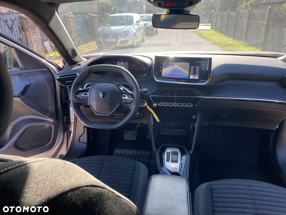 Peugeot 2008 PureTech mHEV Active e-DCS6 - 18