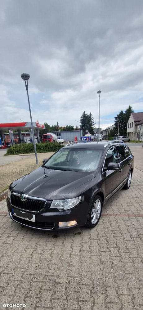 Skoda Superb 2.0 TDI DSG Comfort - 1