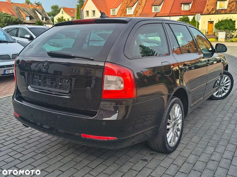 Skoda Octavia 2.0 TDI DPF DSG Laurin & Klement - 5