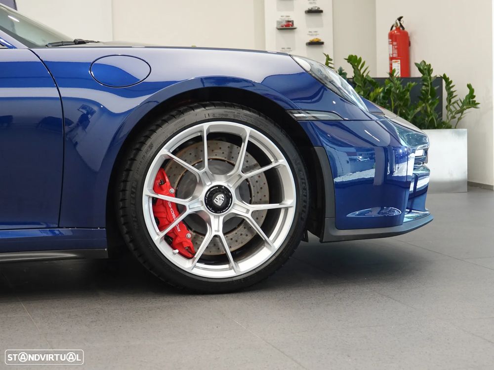 Porsche 911 (992) GT3 Touring Package PDK - 12