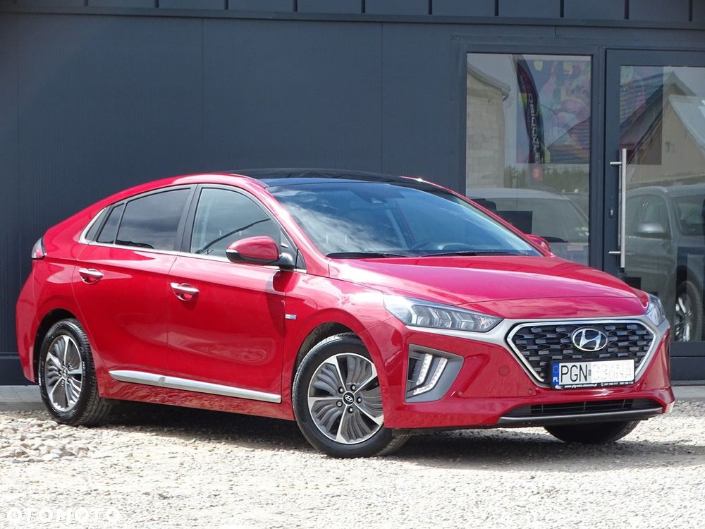 Hyundai IONIQ - 10