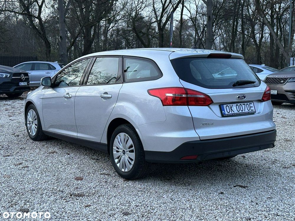 Ford Focus 1.5 EcoBlue SCR Trend - 6