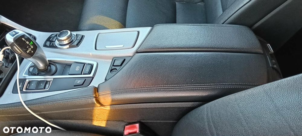 BMW Seria 5 535i - 14
