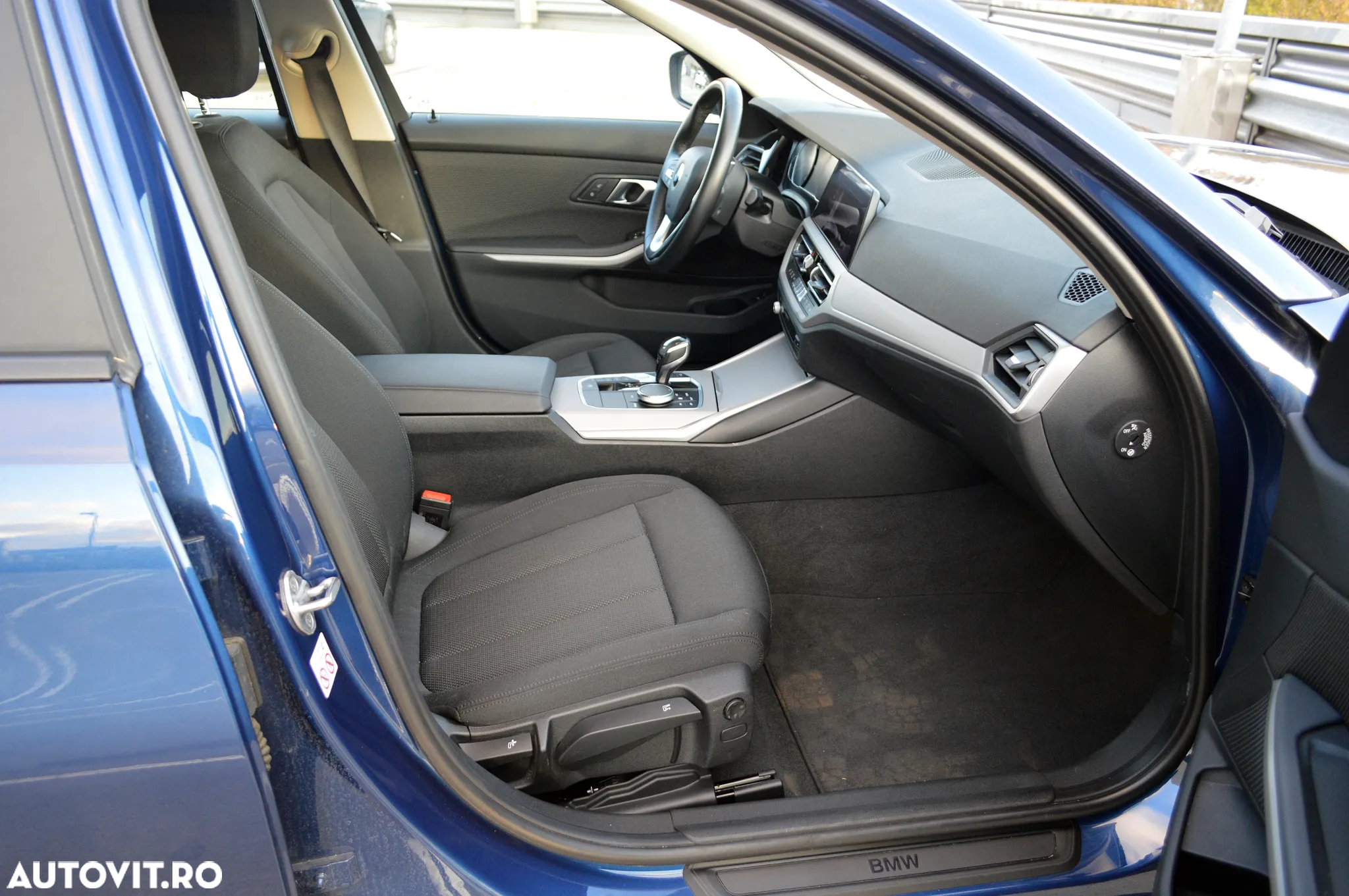BMW Seria 3 318d Touring Aut. Advantage - 7
