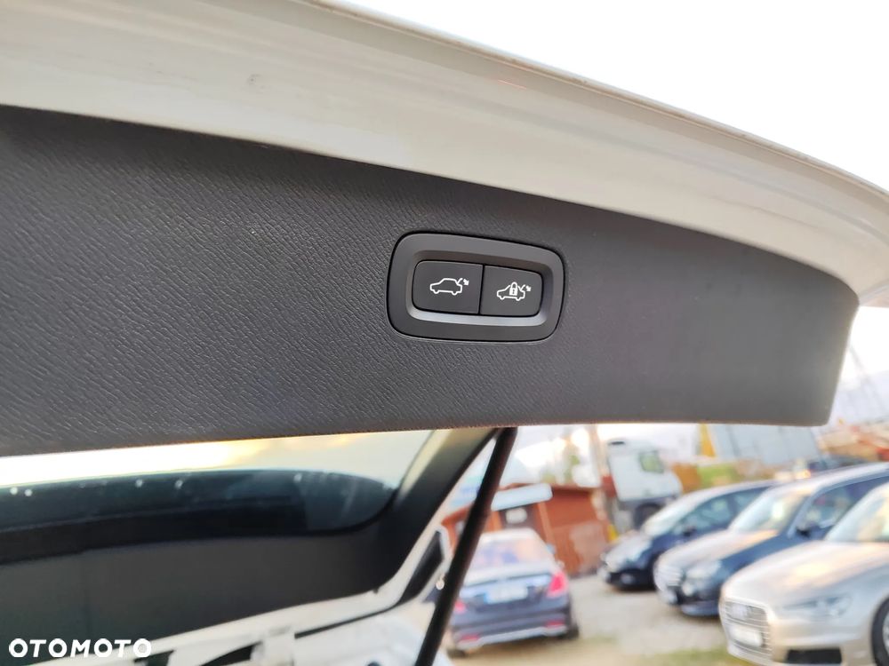 Volvo XC 90 T6 AWD Geartronic Inscription - 17